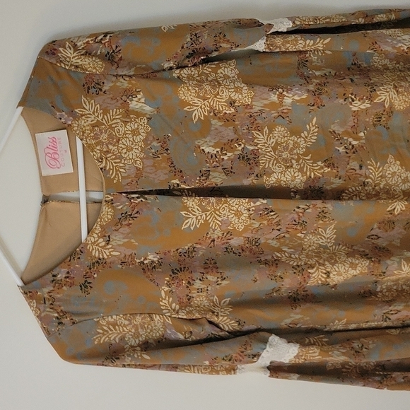 BLISS COUTURE Floral Flare Sleeve Lace Coquette Boho Jumper Mini Festival Dress - Picture 5 of 11